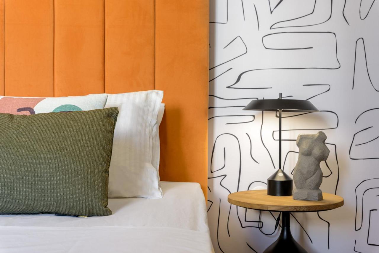 Meno Suite With Private Terrace - Jaccuzzi, Acropolis View Athens Ngoại thất bức ảnh