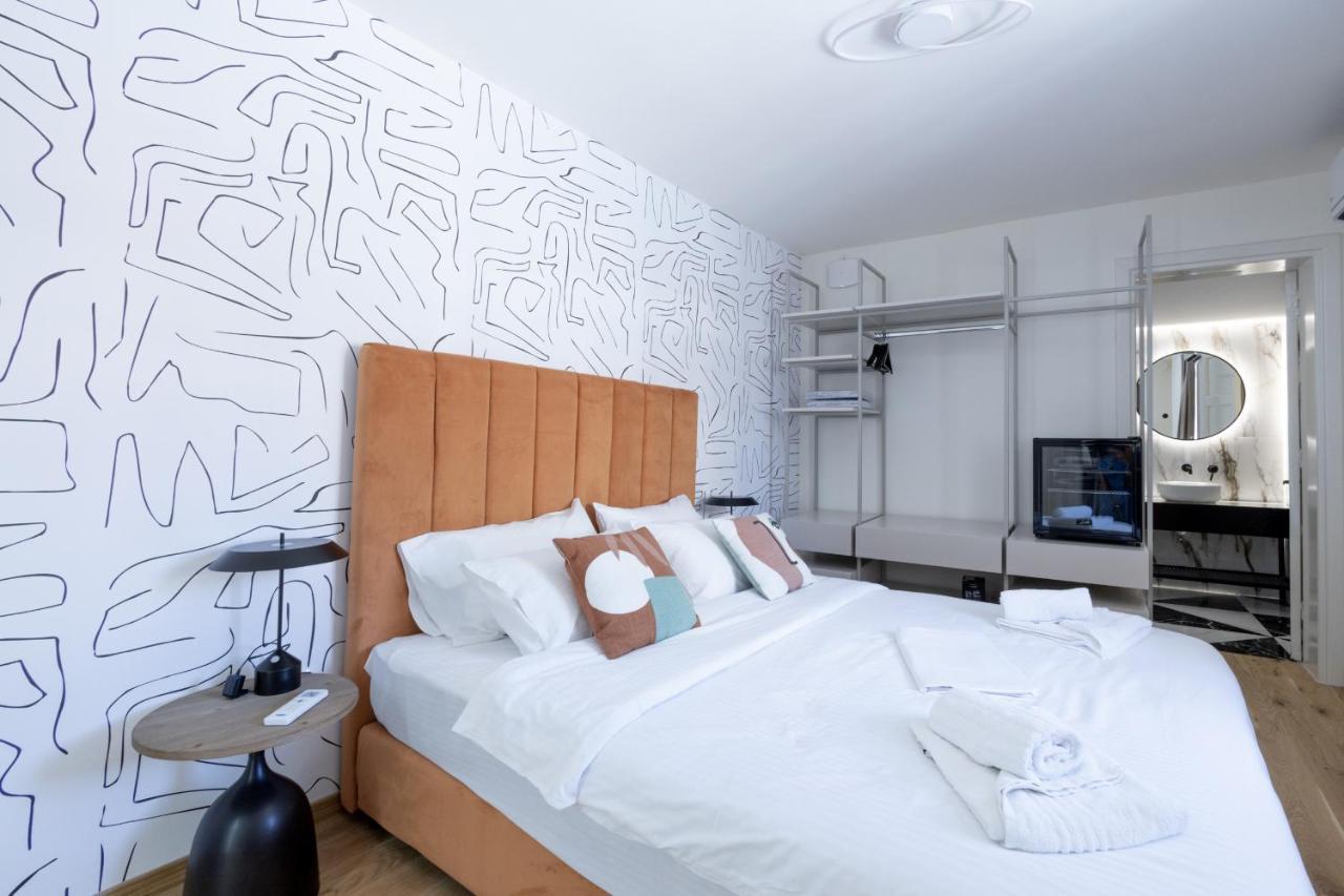 Meno Suite With Private Terrace - Jaccuzzi, Acropolis View Athens Ngoại thất bức ảnh